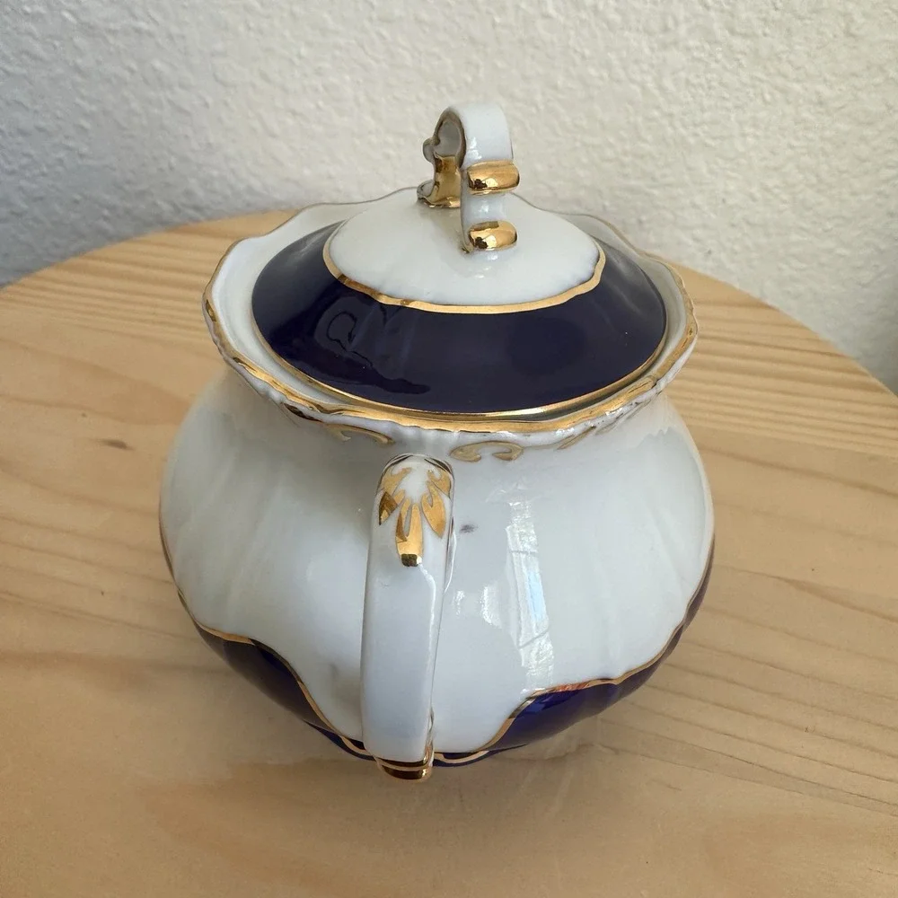 Zsolnay Hungary Pompadour III‎ Demitasse Sugar Bowl 4.25 Inch Blue 18kt Gilded